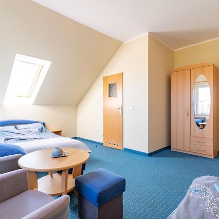 Hotel Pod Platanem Rowy  Exterior foto