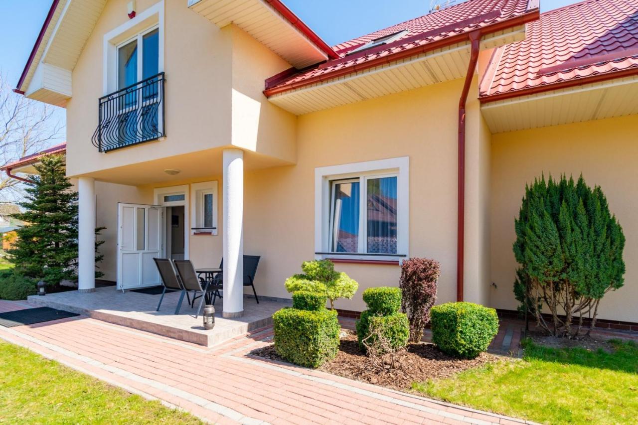 Hotel Pod Platanem Rowy  Exterior foto